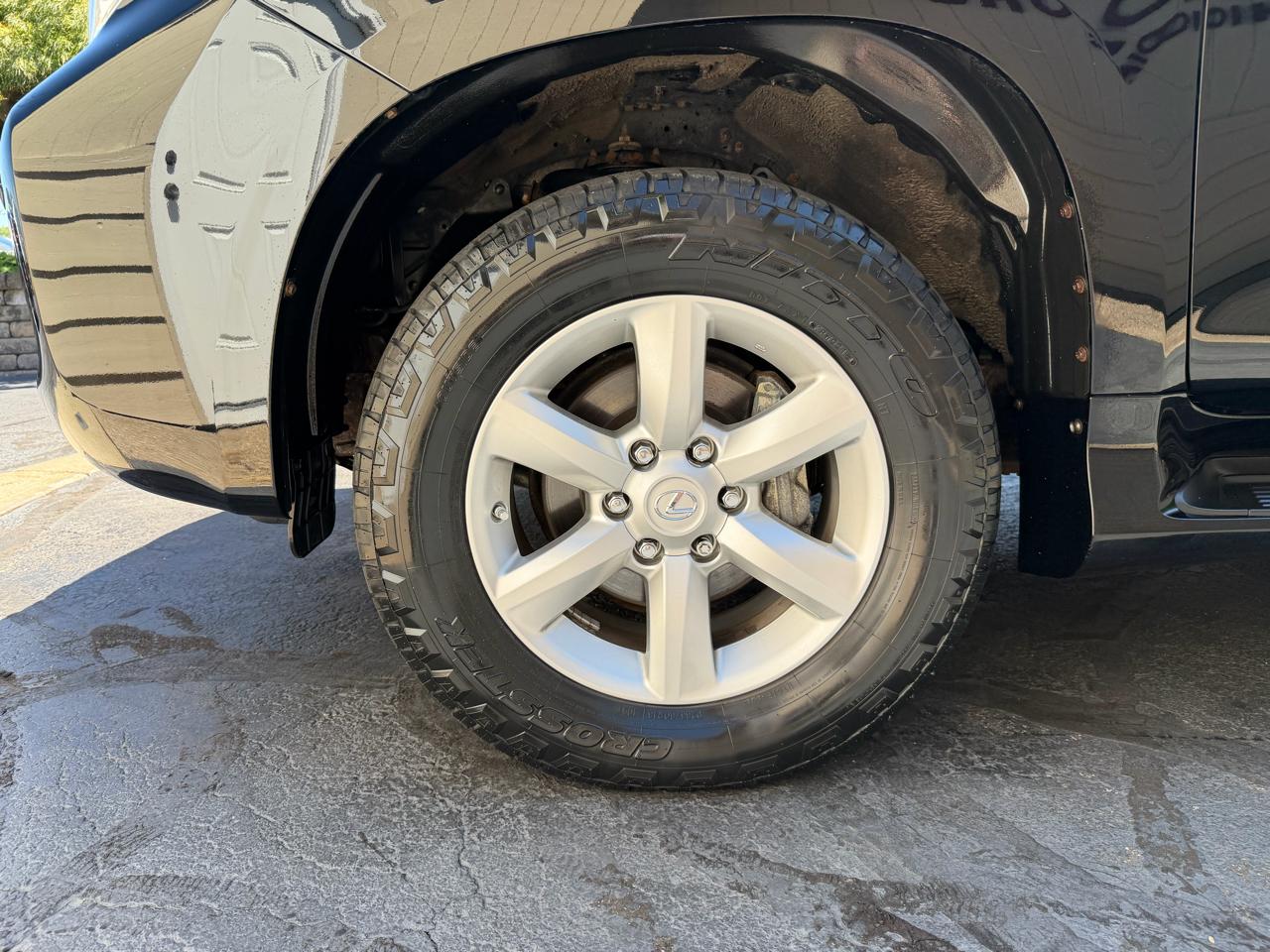 Lexus GX 460 Sport Utility 2011