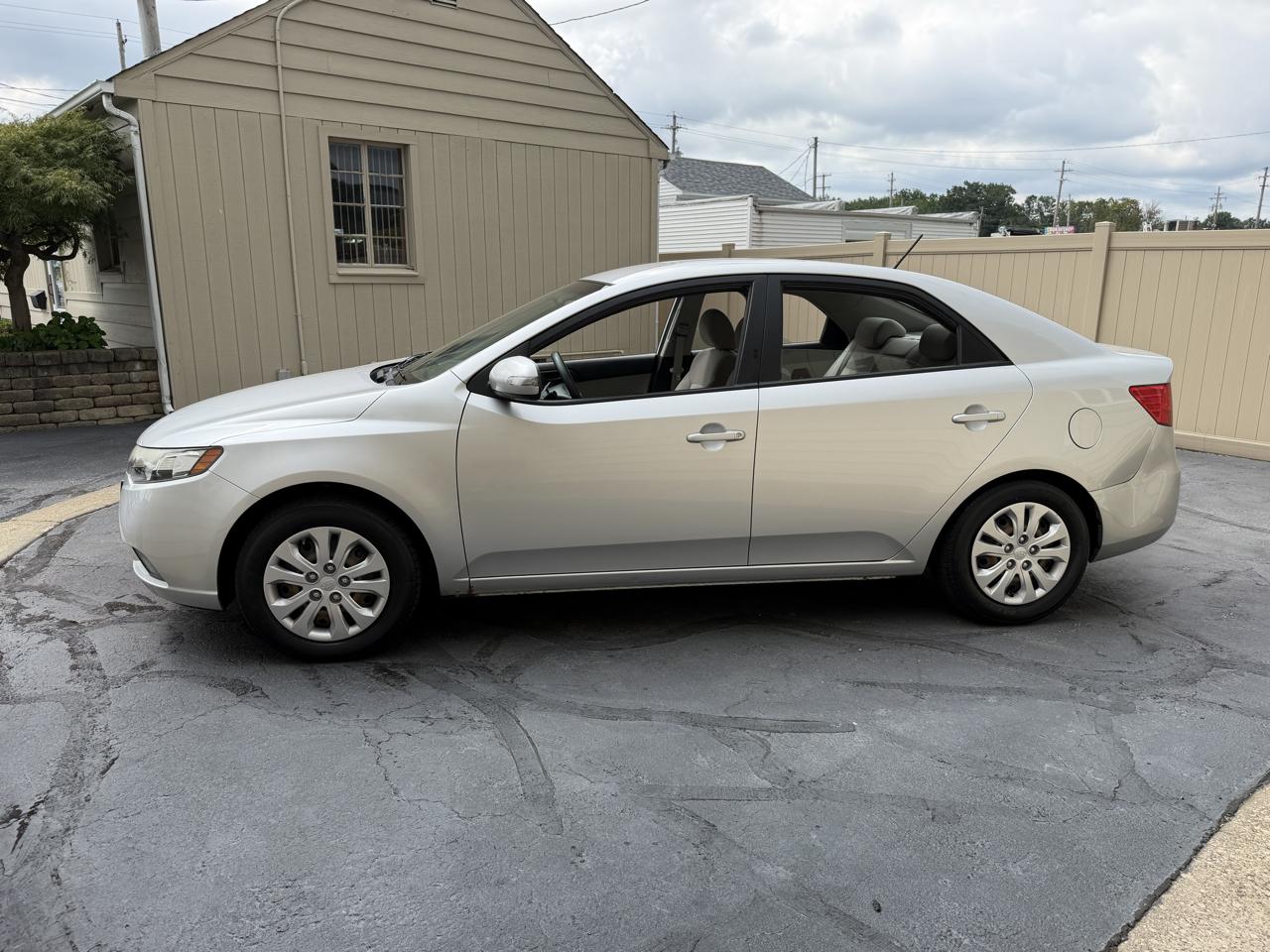 Kia Forte EX 2010