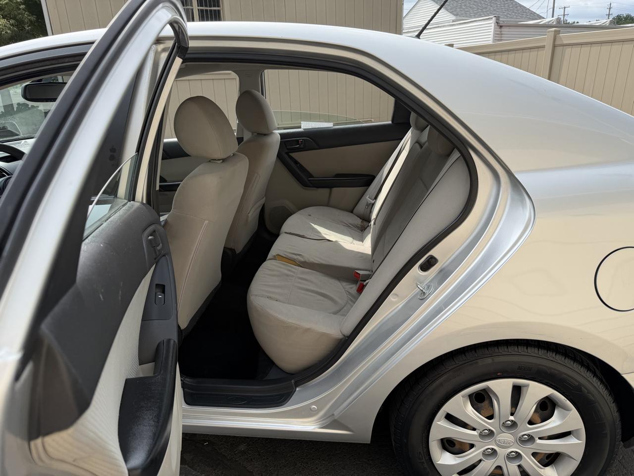 Kia Forte EX 2010
