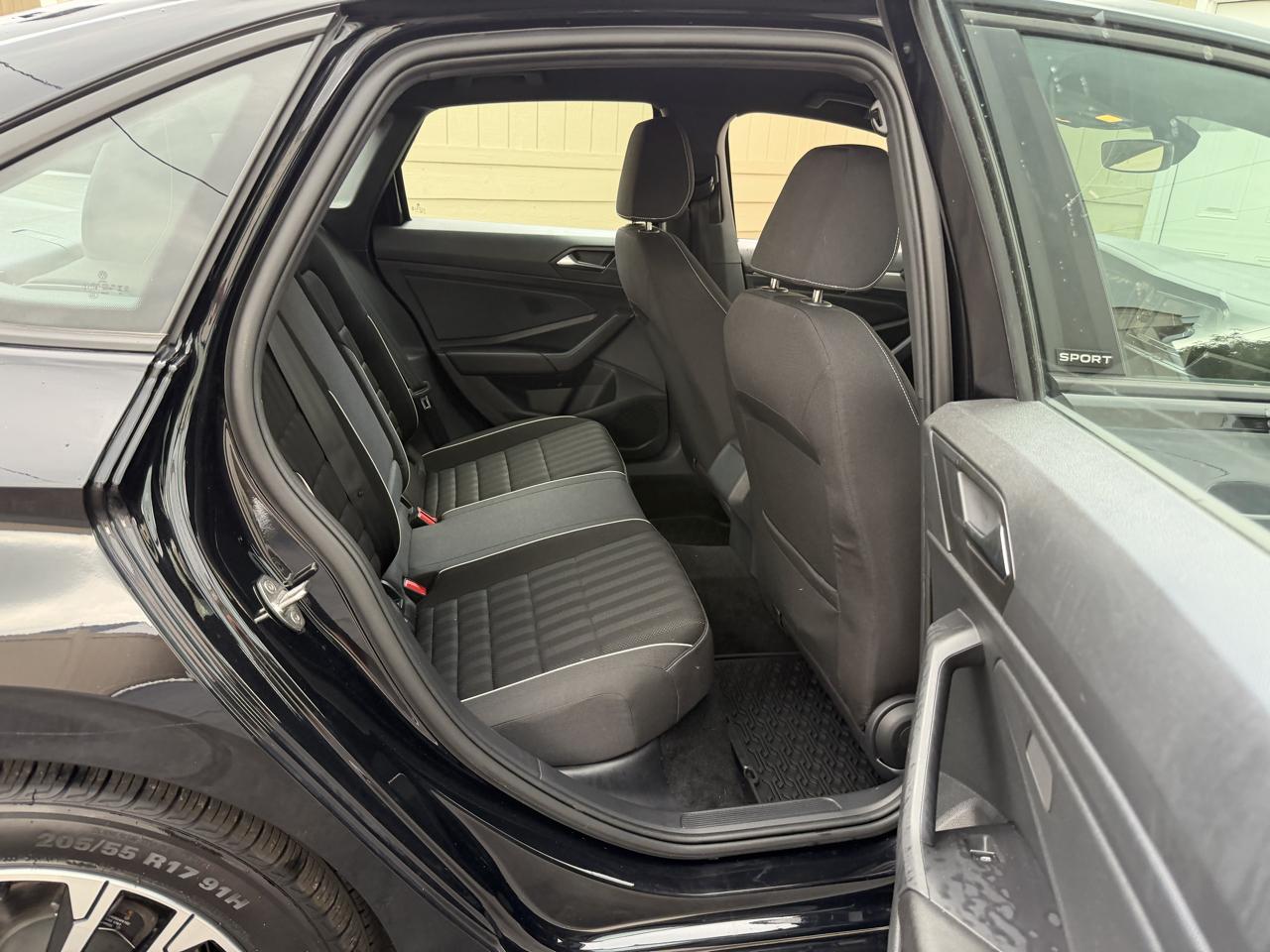Volkswagen Jetta Sport 2023