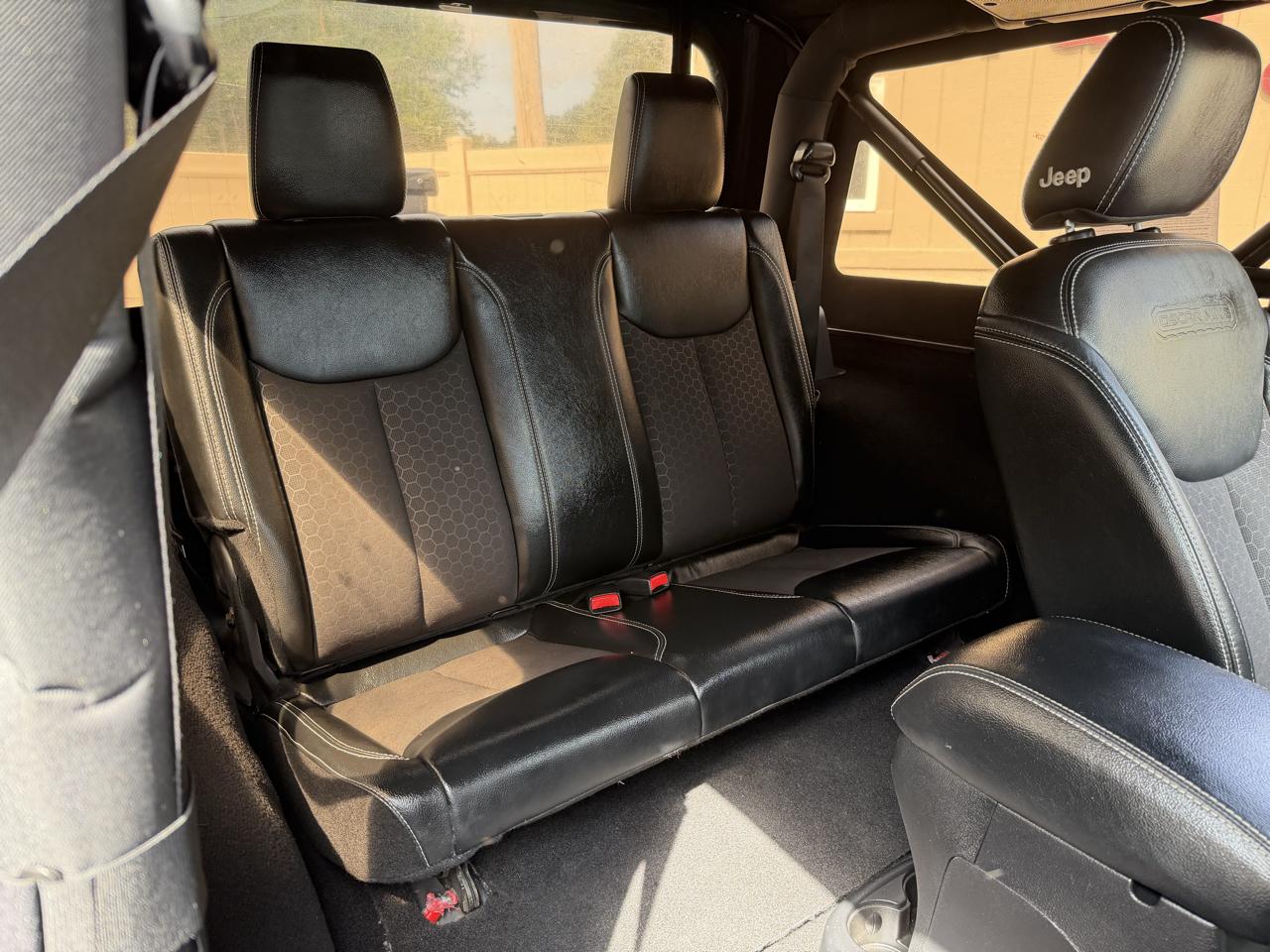 Jeep Wrangler Sport 4WD 2016