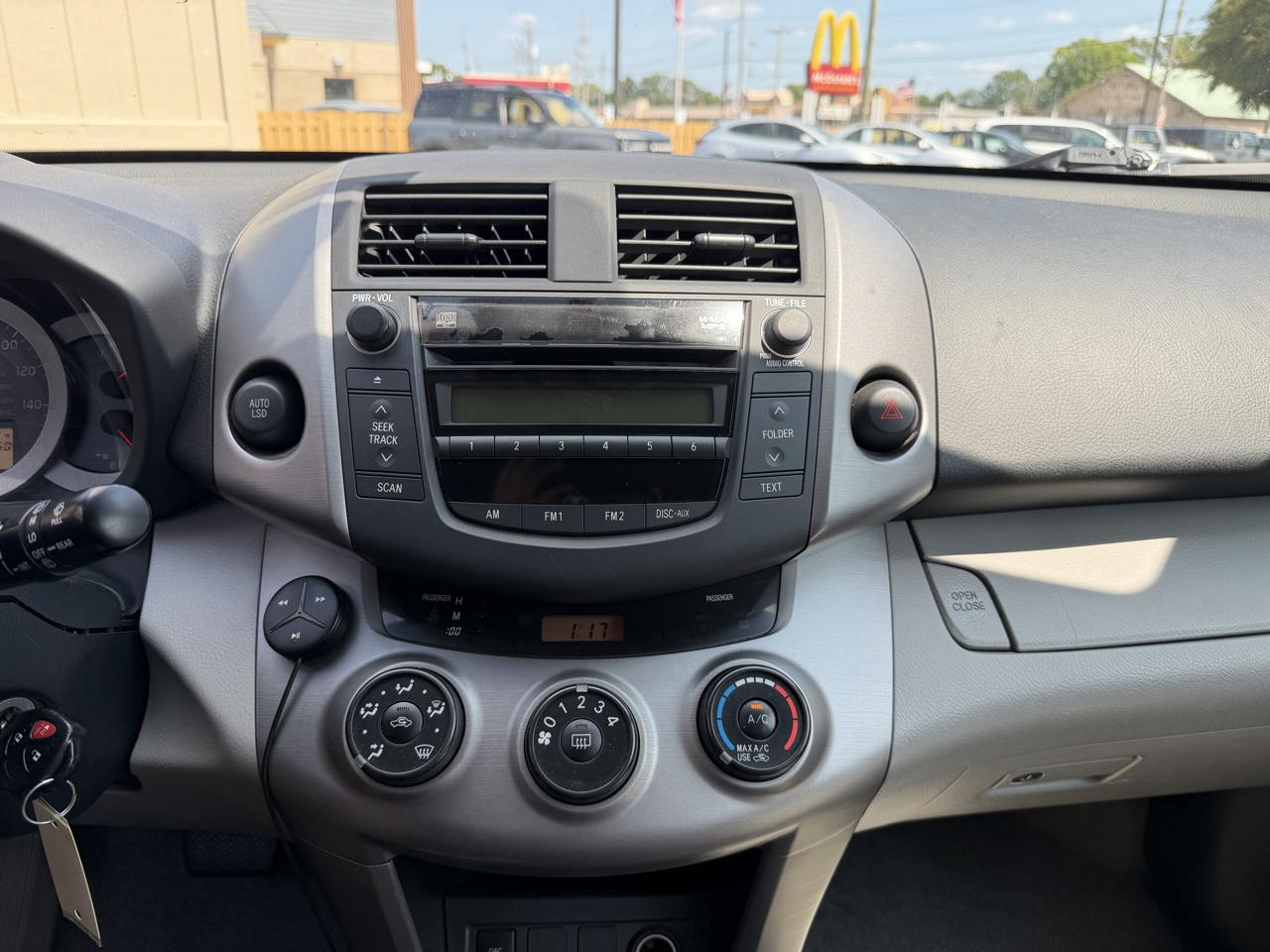 Toyota RAV4 FWD 4dr V6 (Natl) 2007