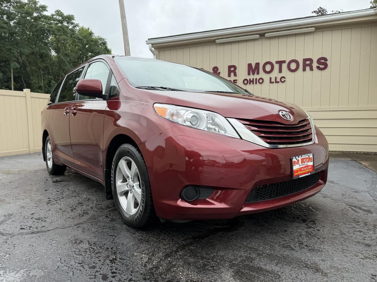 Toyota Sienna LE 8-Passenger 2017