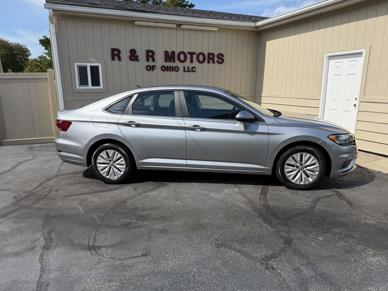 Volkswagen Jetta 1.4T S 6M 2019