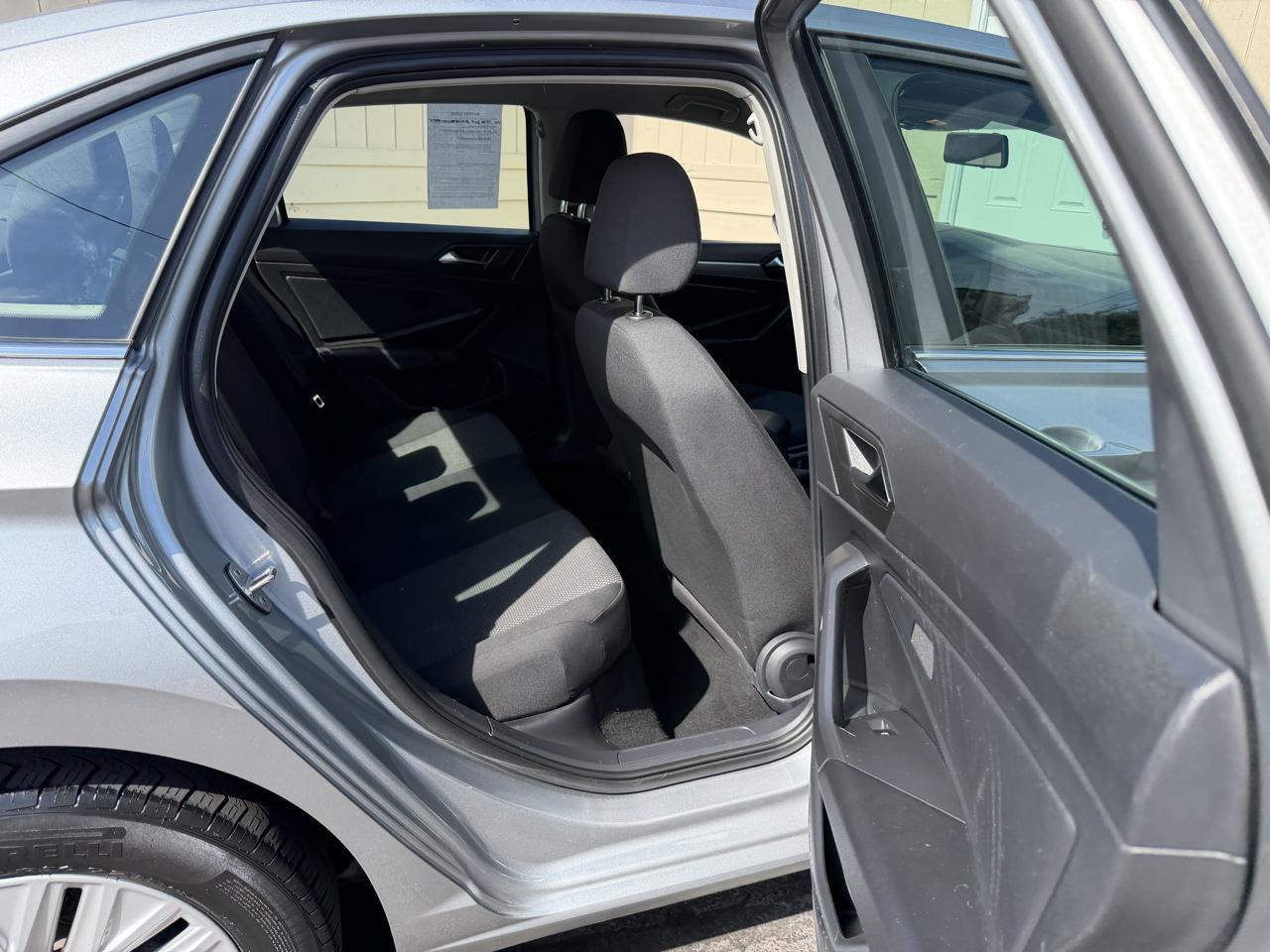 Volkswagen Jetta 1.4T S 6M 2019