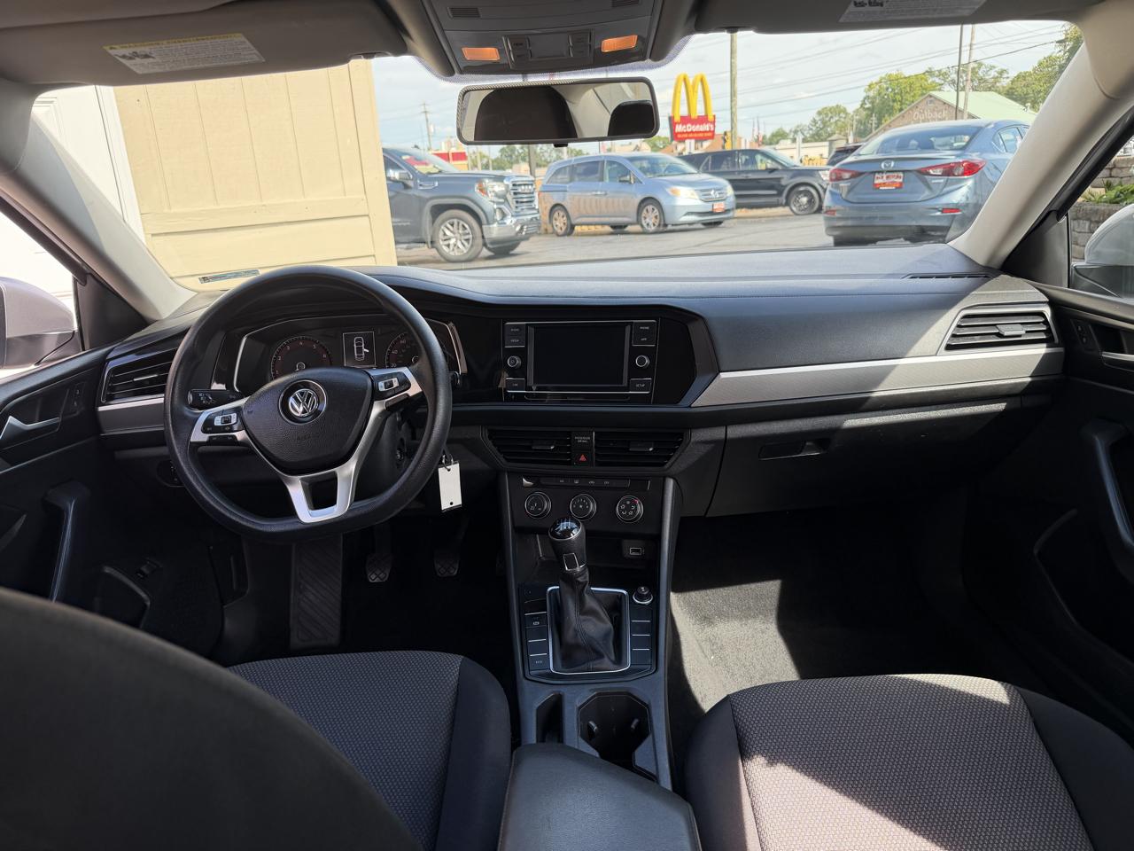 Volkswagen Jetta 1.4T S 6M 2019