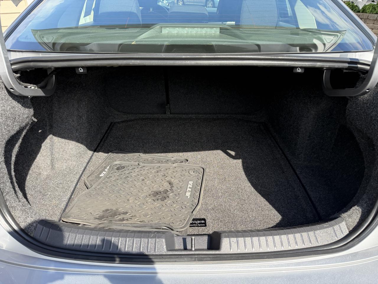 Volkswagen Jetta 1.4T S 6M 2019