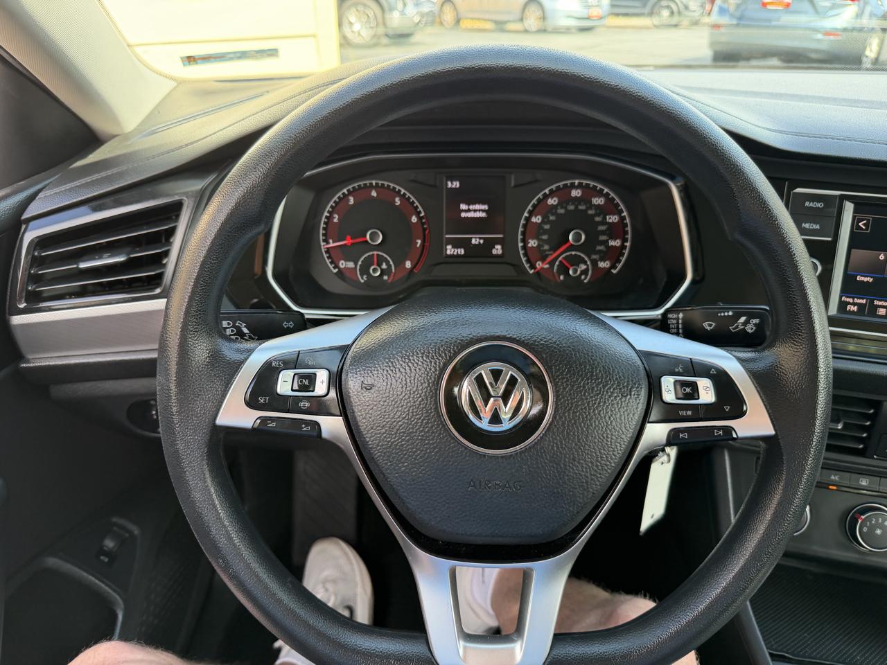 Volkswagen Jetta 1.4T S 6M 2019