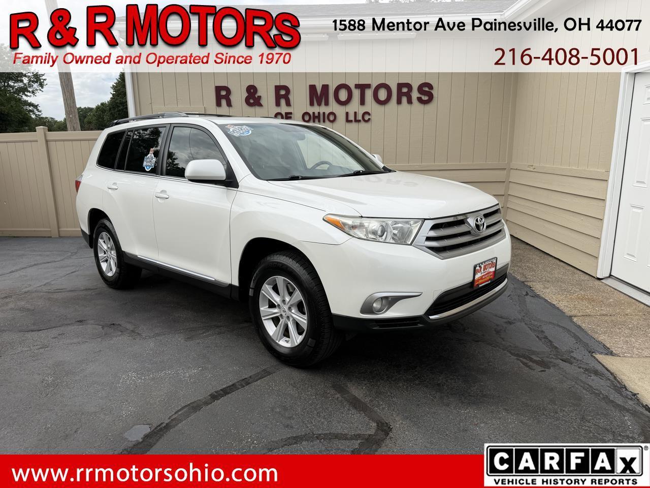 Toyota Highlander SE 4D SUV AWD 2011