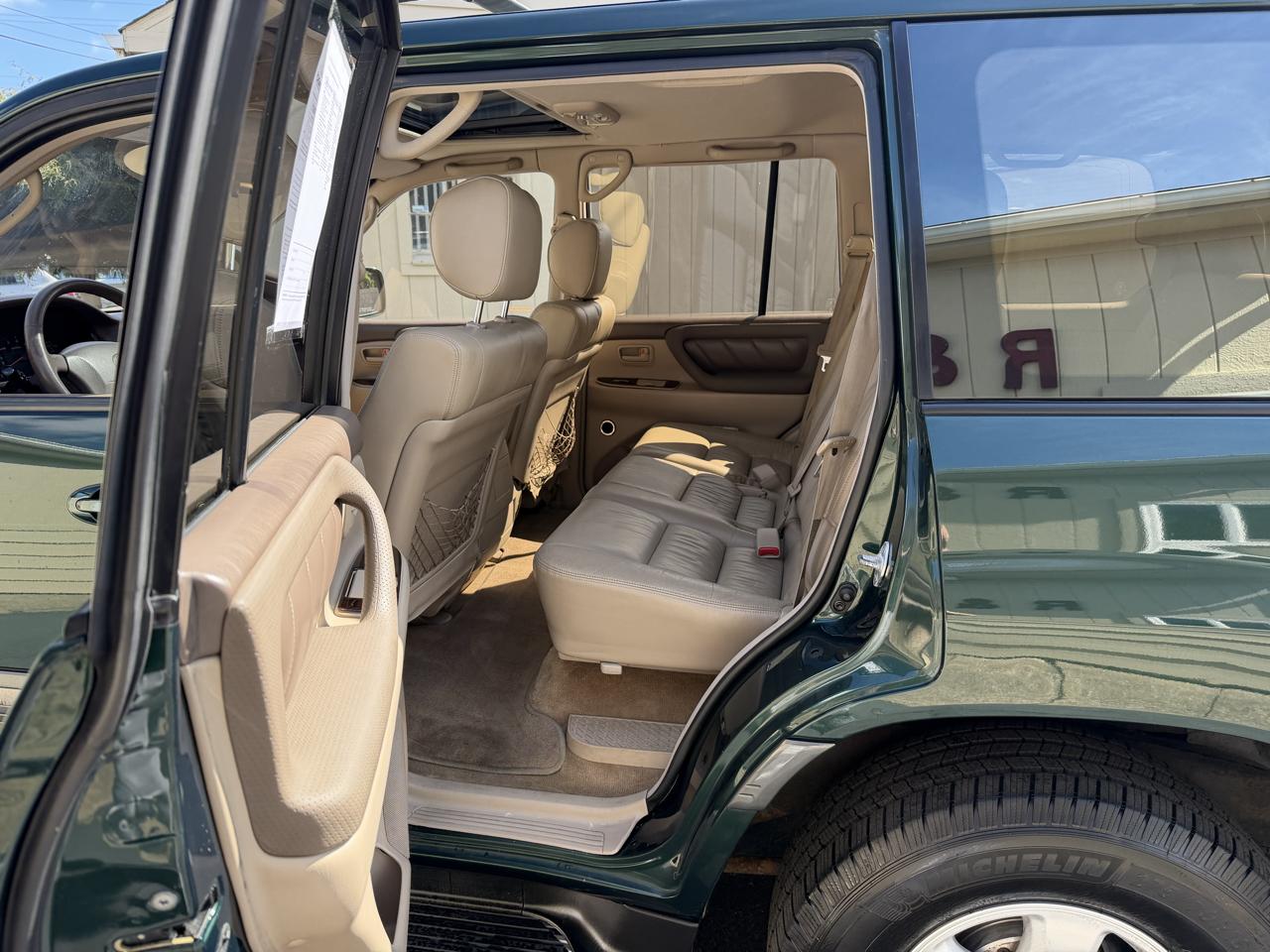 Toyota Land Cruiser 4WD 1999