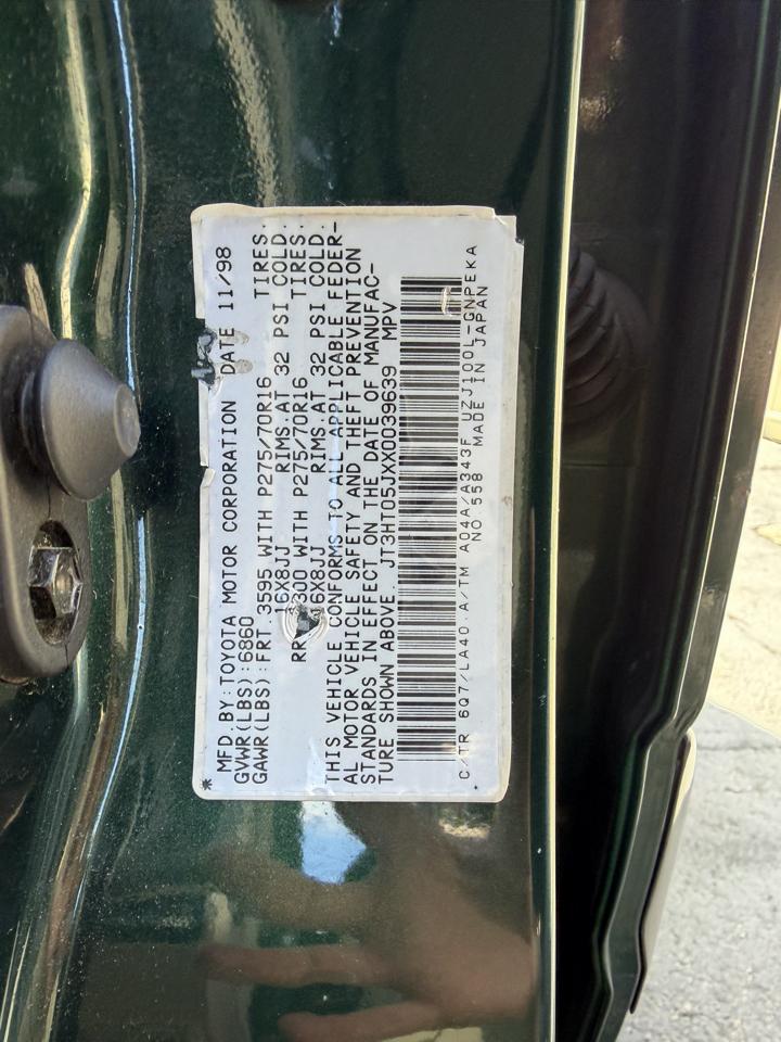 Toyota Land Cruiser 4WD 1999