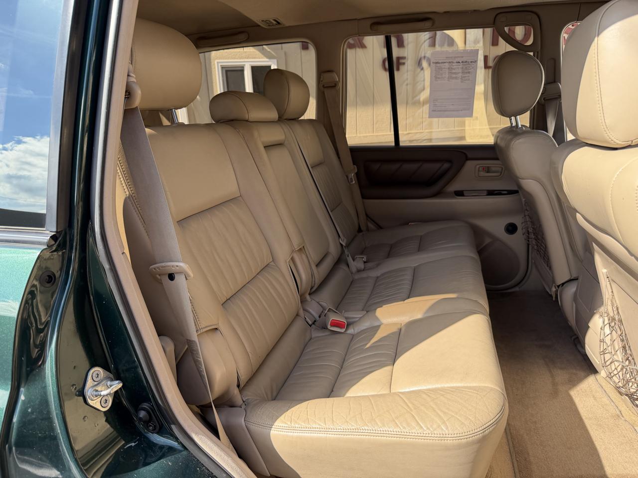 Toyota Land Cruiser 4WD 1999