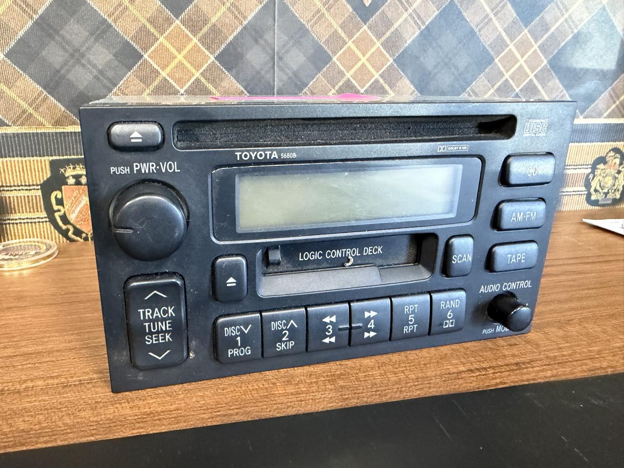 Toyota Land Cruiser 4WD 1999