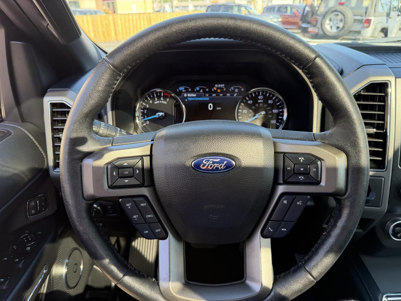 Ford Expedition XLT 4WD 2020