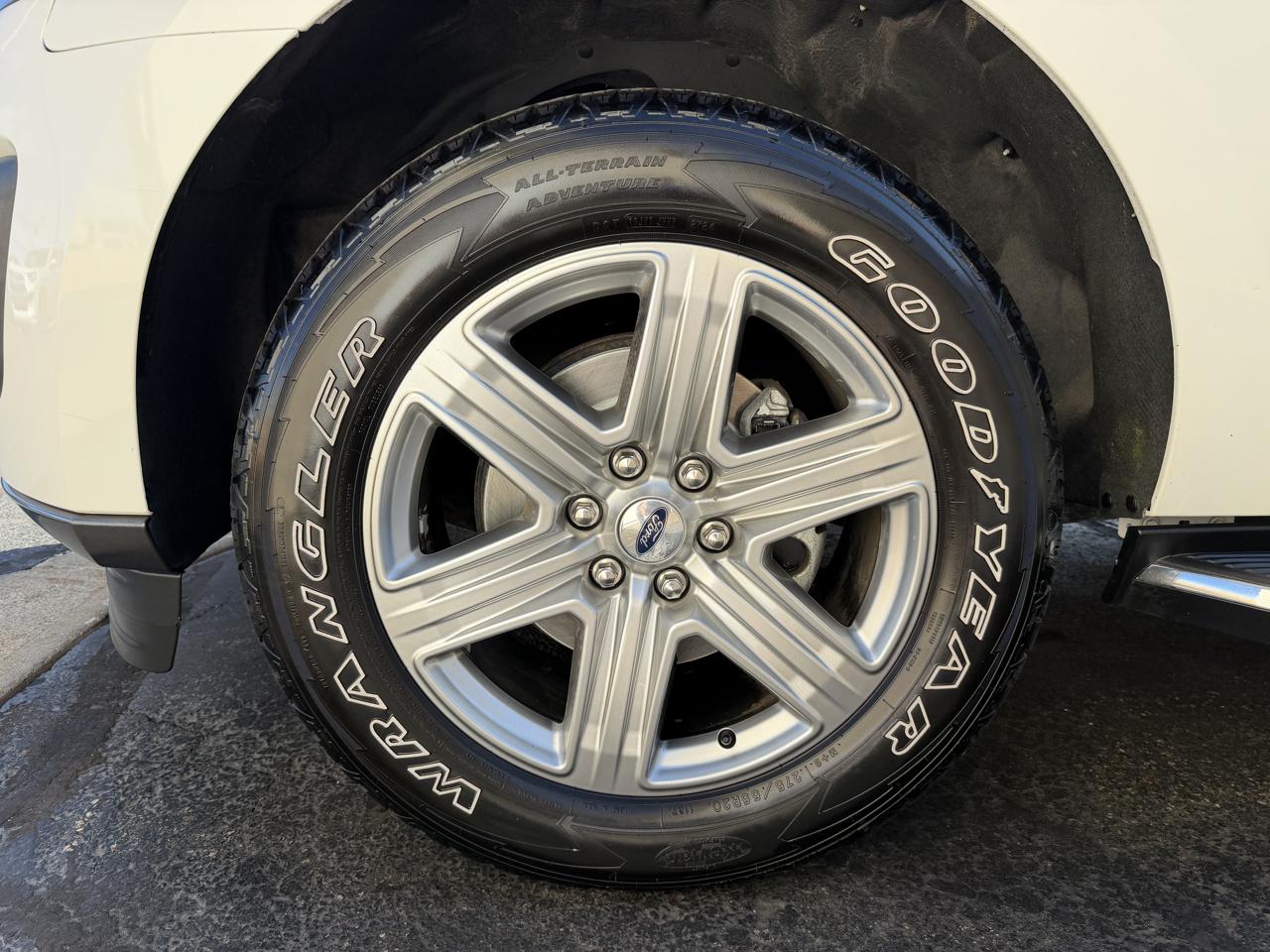 Ford Expedition XLT 4WD 2020