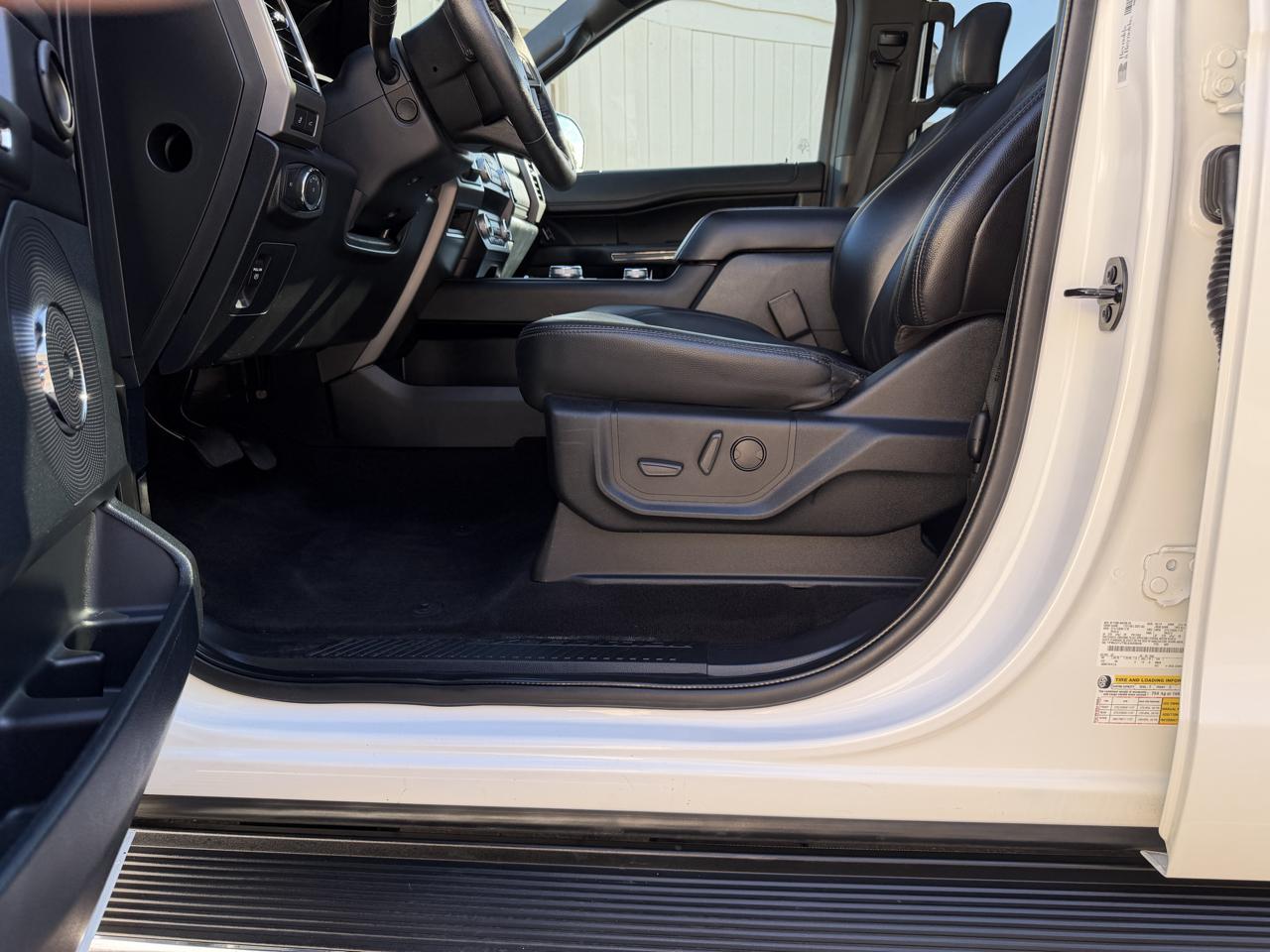 Ford Expedition XLT 4WD 2020
