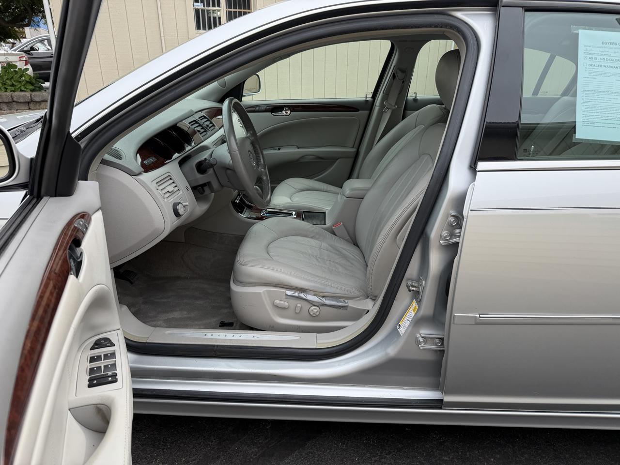 Buick Lucerne CXL 2010
