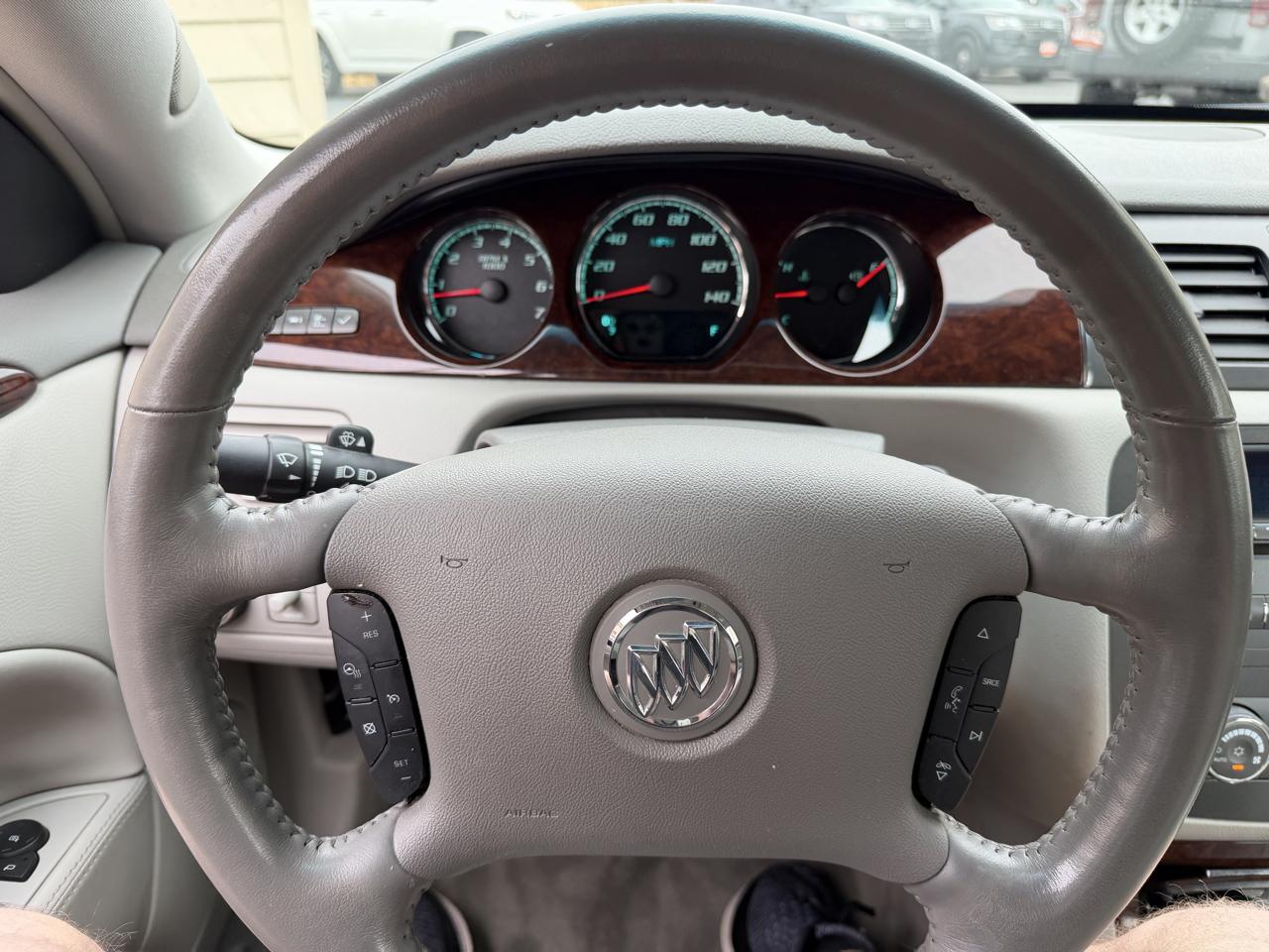 Buick Lucerne CXL 2010