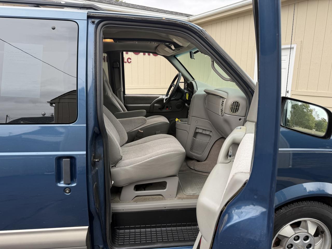 Chevrolet Astro AWD 2003