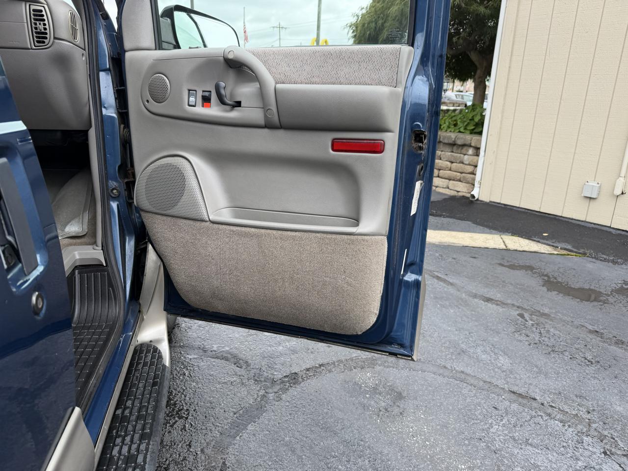 Chevrolet Astro AWD 2003