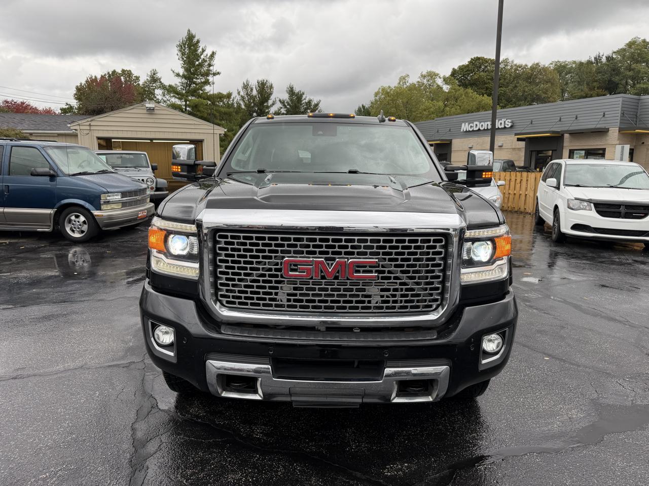 GMC Sierra 3500HD Denali Crew Cab 4WD 2016