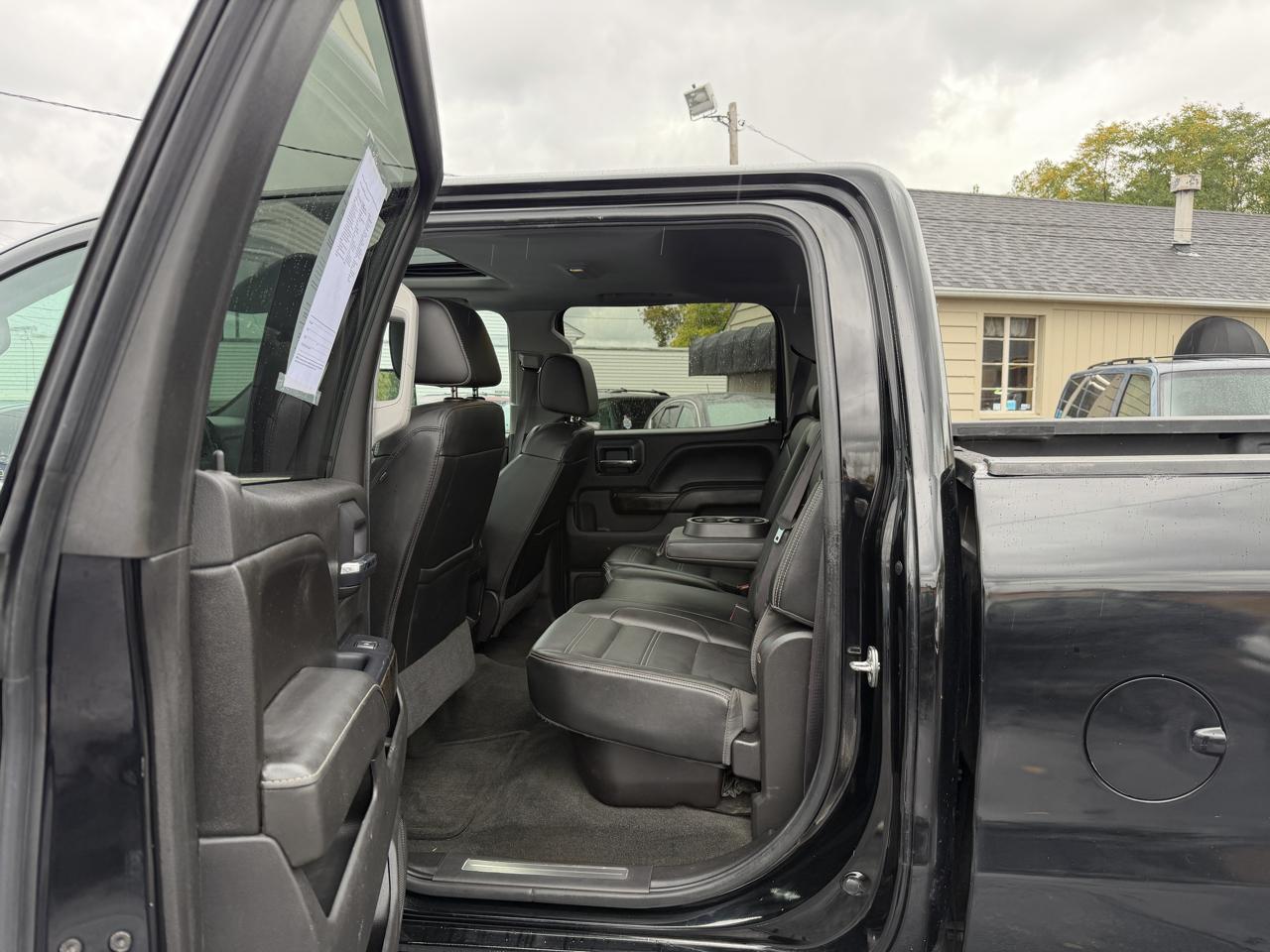 GMC Sierra 3500HD Denali Crew Cab 4WD 2016