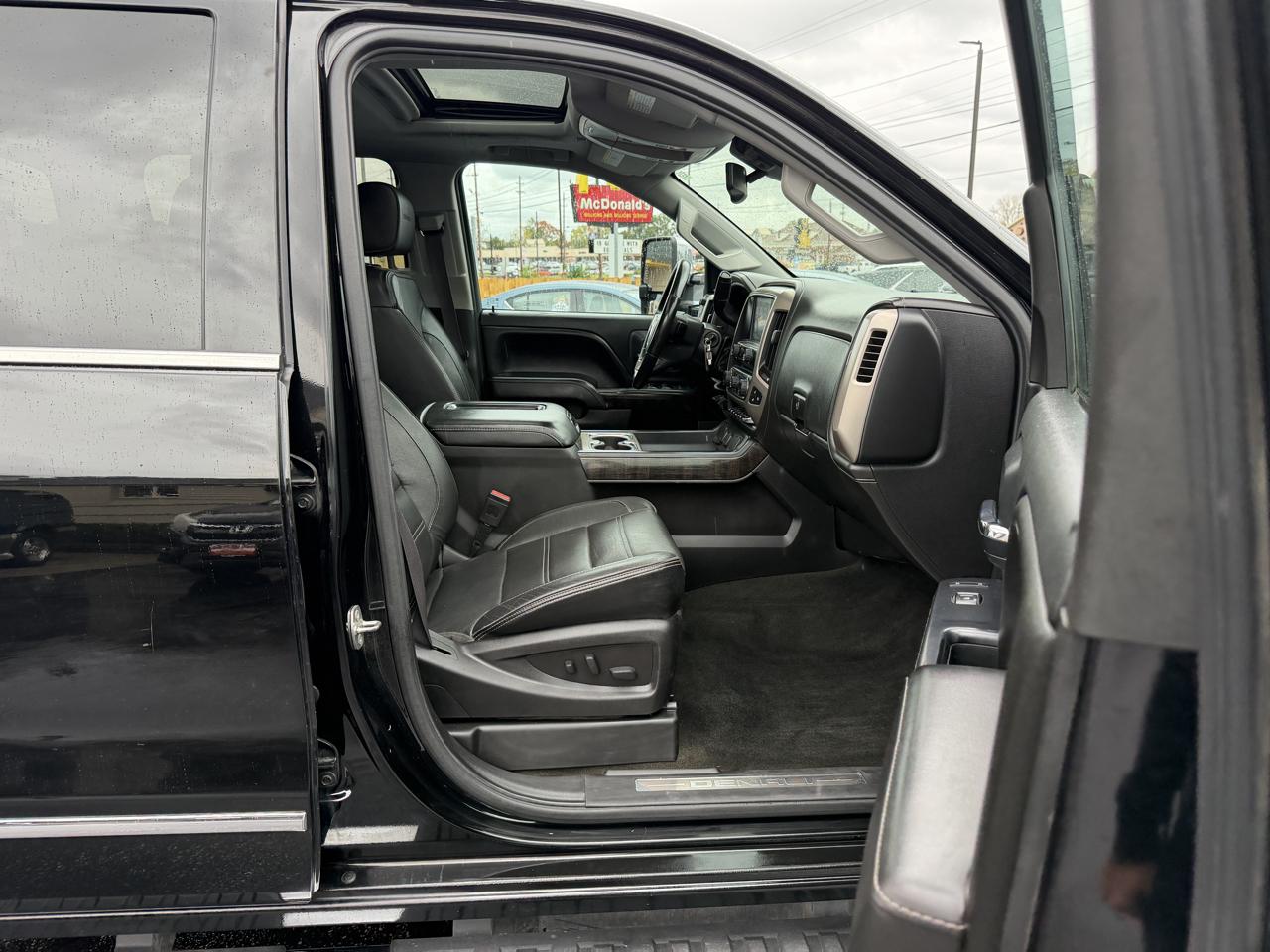 GMC Sierra 3500HD Denali Crew Cab 4WD 2016