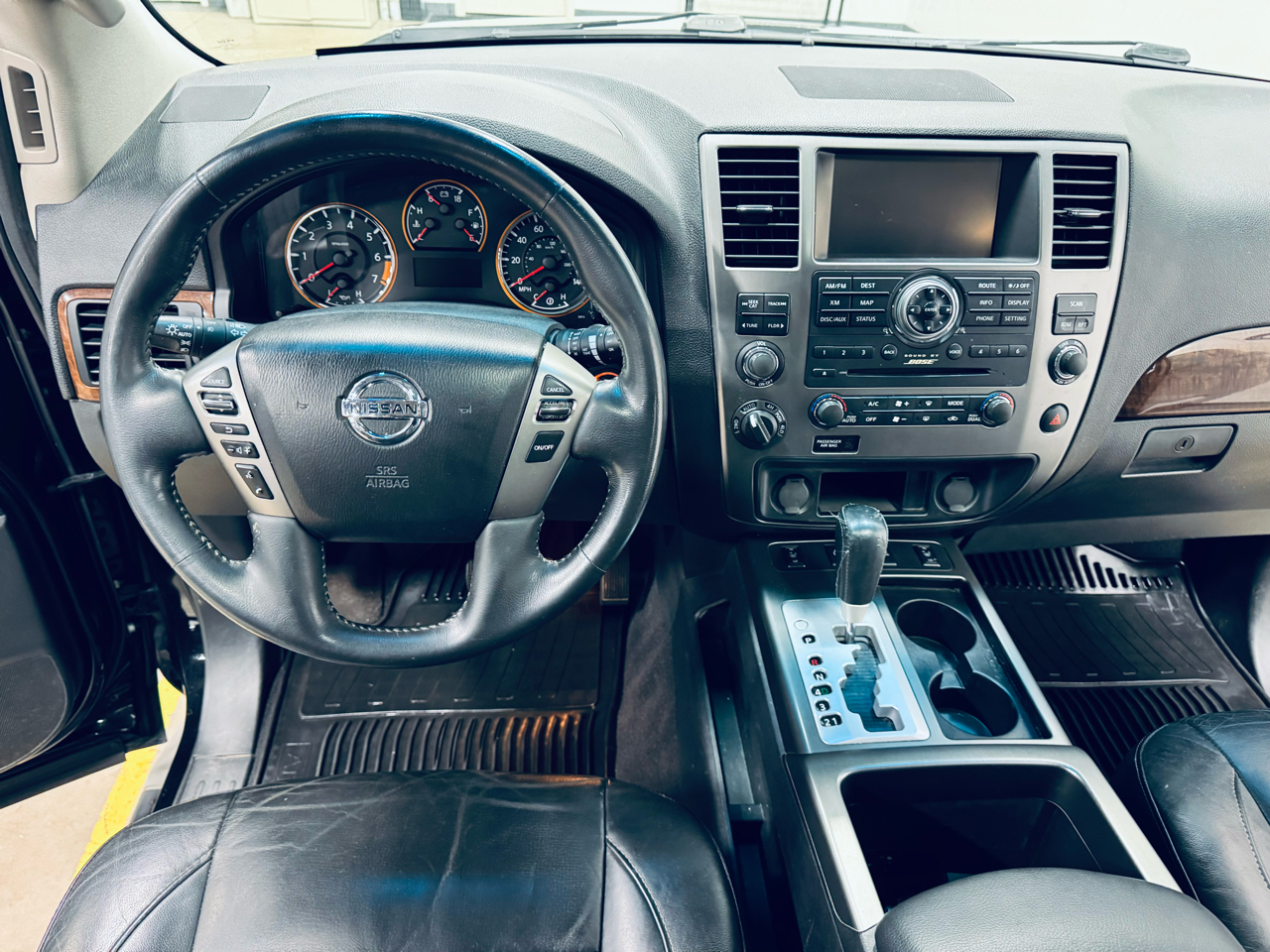 Nissan Armada 4WD 4dr Platinum 2014