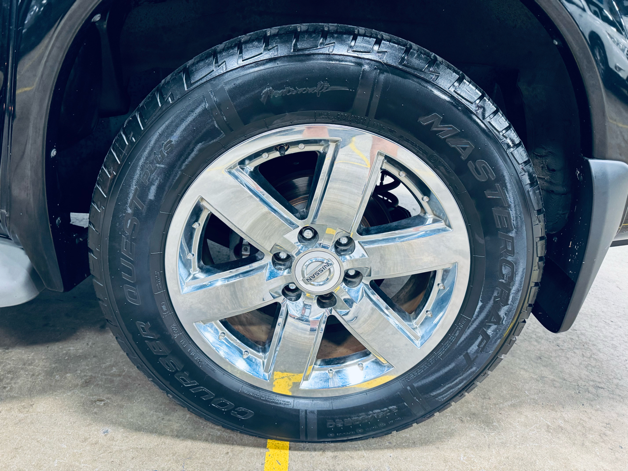 Nissan Armada 4WD 4dr Platinum 2014