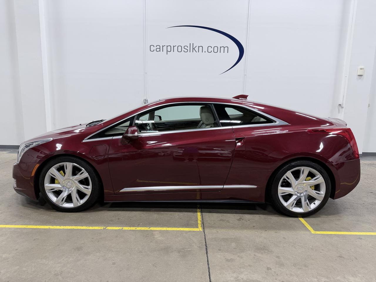 Cadillac ELR 2dr Cpe 2016