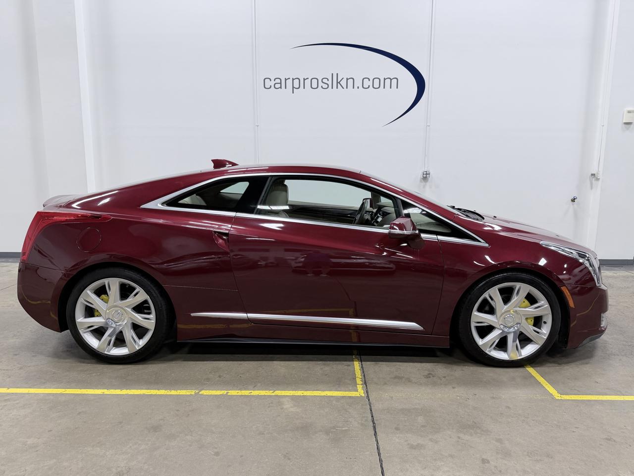 Cadillac ELR 2dr Cpe 2016