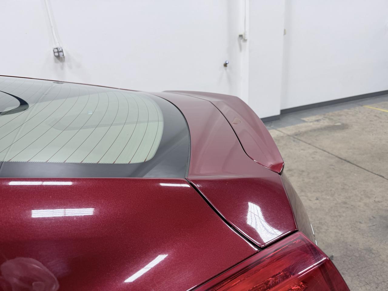 Cadillac ELR 2dr Cpe 2016