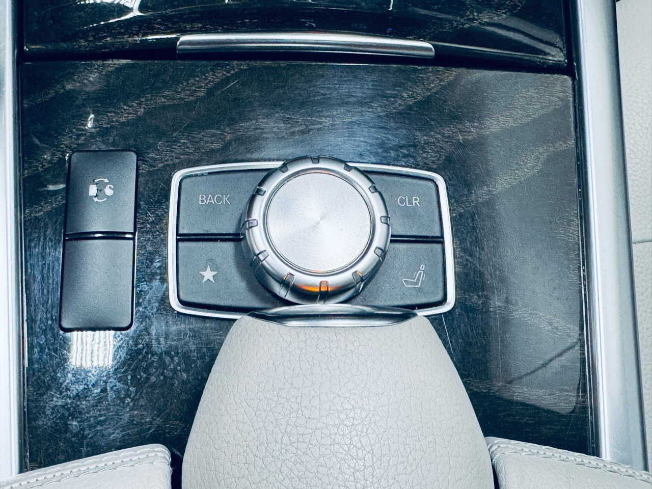 Mercedes-Benz E-Class 4dr Sdn E 350 Sport RWD 2014 Mercedes-Benz E-Class 4dr Sdn E 350 Sport RWD 2014