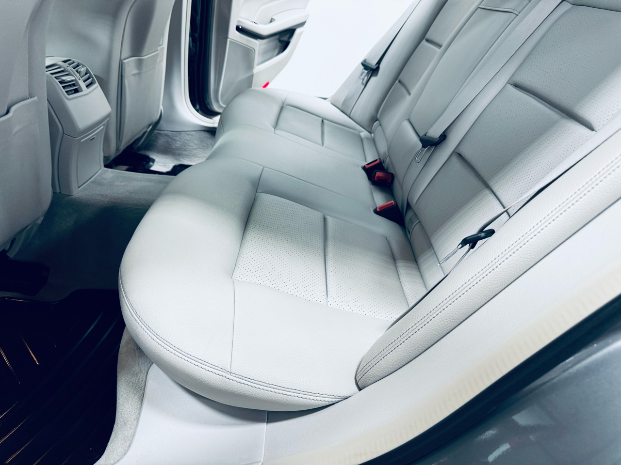 Mercedes-Benz E-Class 4dr Sdn E 350 Sport RWD 2014 Mercedes-Benz E-Class 4dr Sdn E 350 Sport RWD 2014