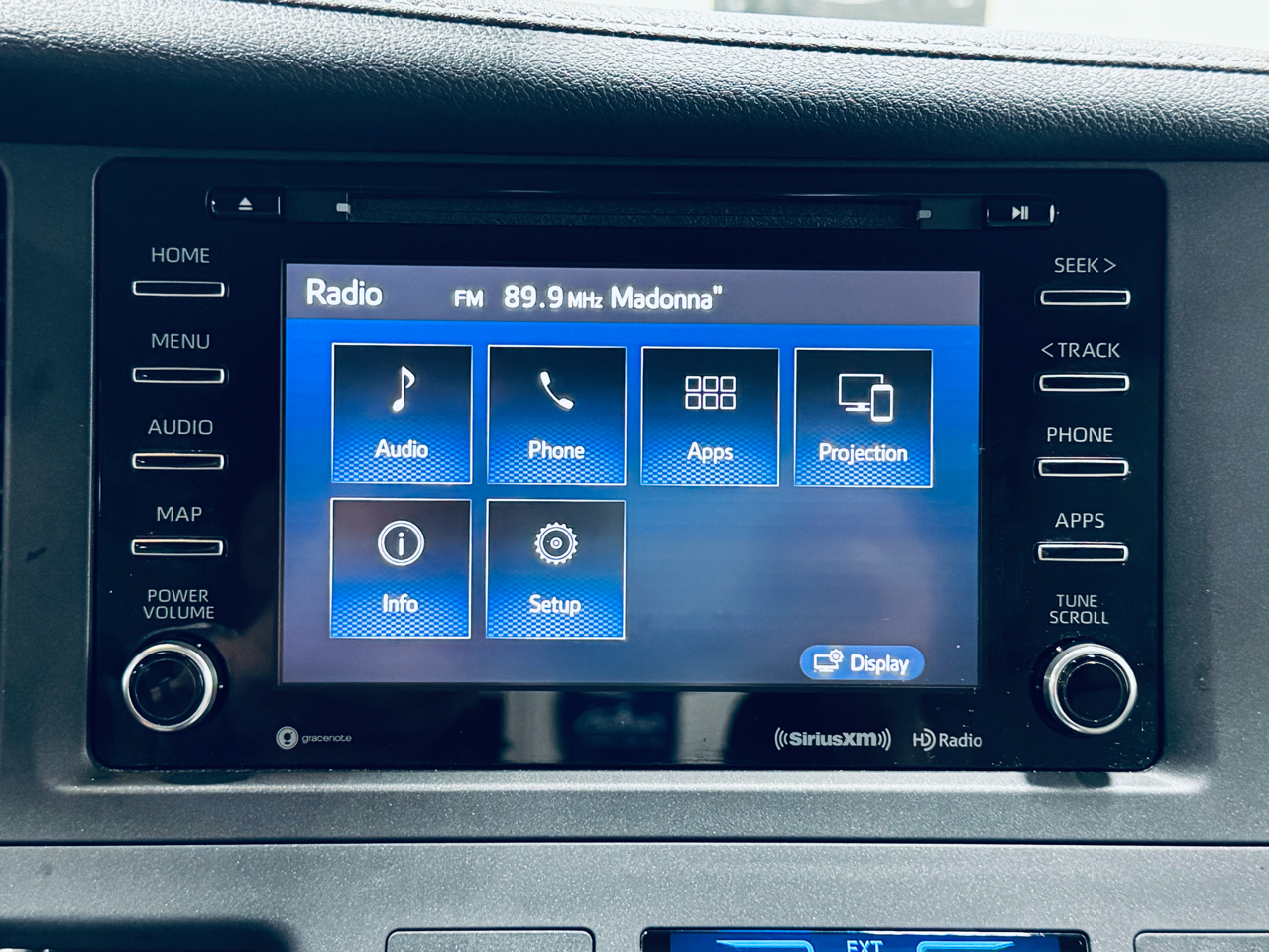 Toyota Sienna XLE Auto Access Seat FWD 7-Passenger (Natl) 2019 Toyota Sienna XLE Auto Access Seat FWD 7-Passenger (Natl) 2019