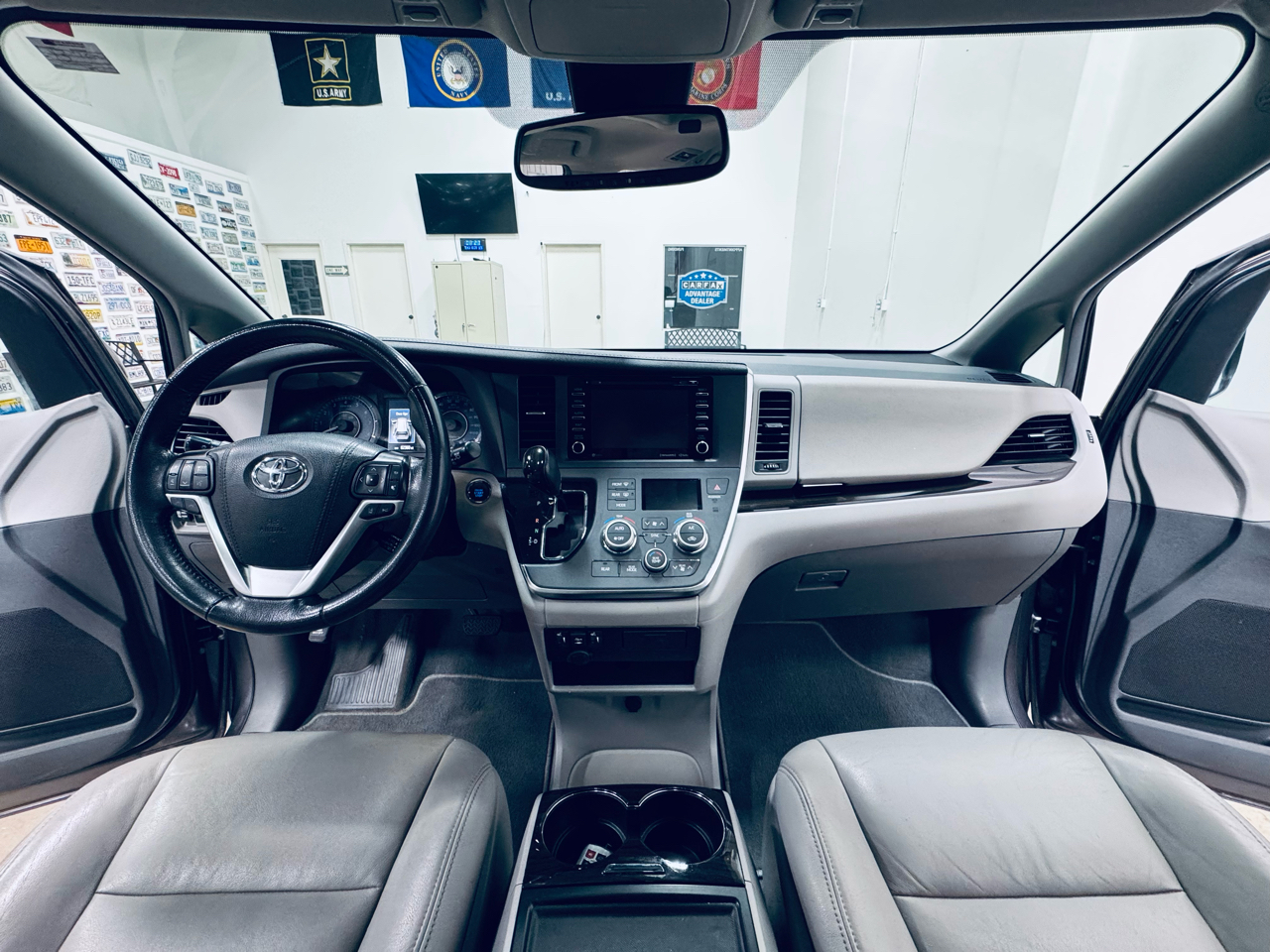 Toyota Sienna XLE Auto Access Seat FWD 7-Passenger (Natl) 2019 Toyota Sienna XLE Auto Access Seat FWD 7-Passenger (Natl) 2019