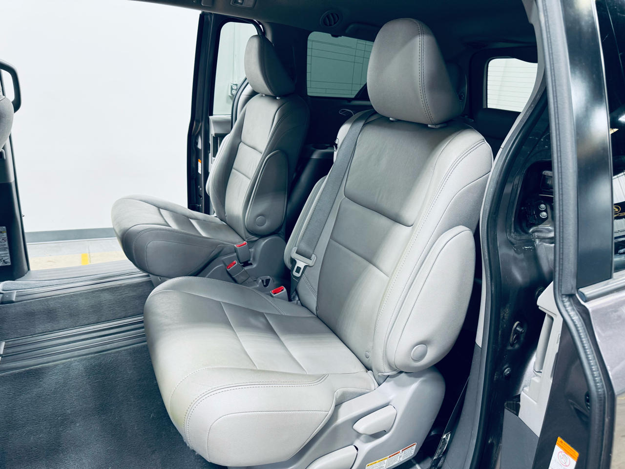 Toyota Sienna XLE Auto Access Seat FWD 7-Passenger (Natl) 2019 Toyota Sienna XLE Auto Access Seat FWD 7-Passenger (Natl) 2019