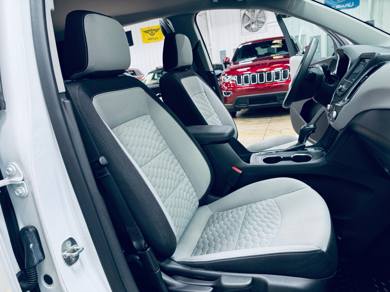 Chevrolet Equinox AWD 4dr LS w/1LS 2020 Chevrolet Equinox AWD 4dr LS w/1LS 2020