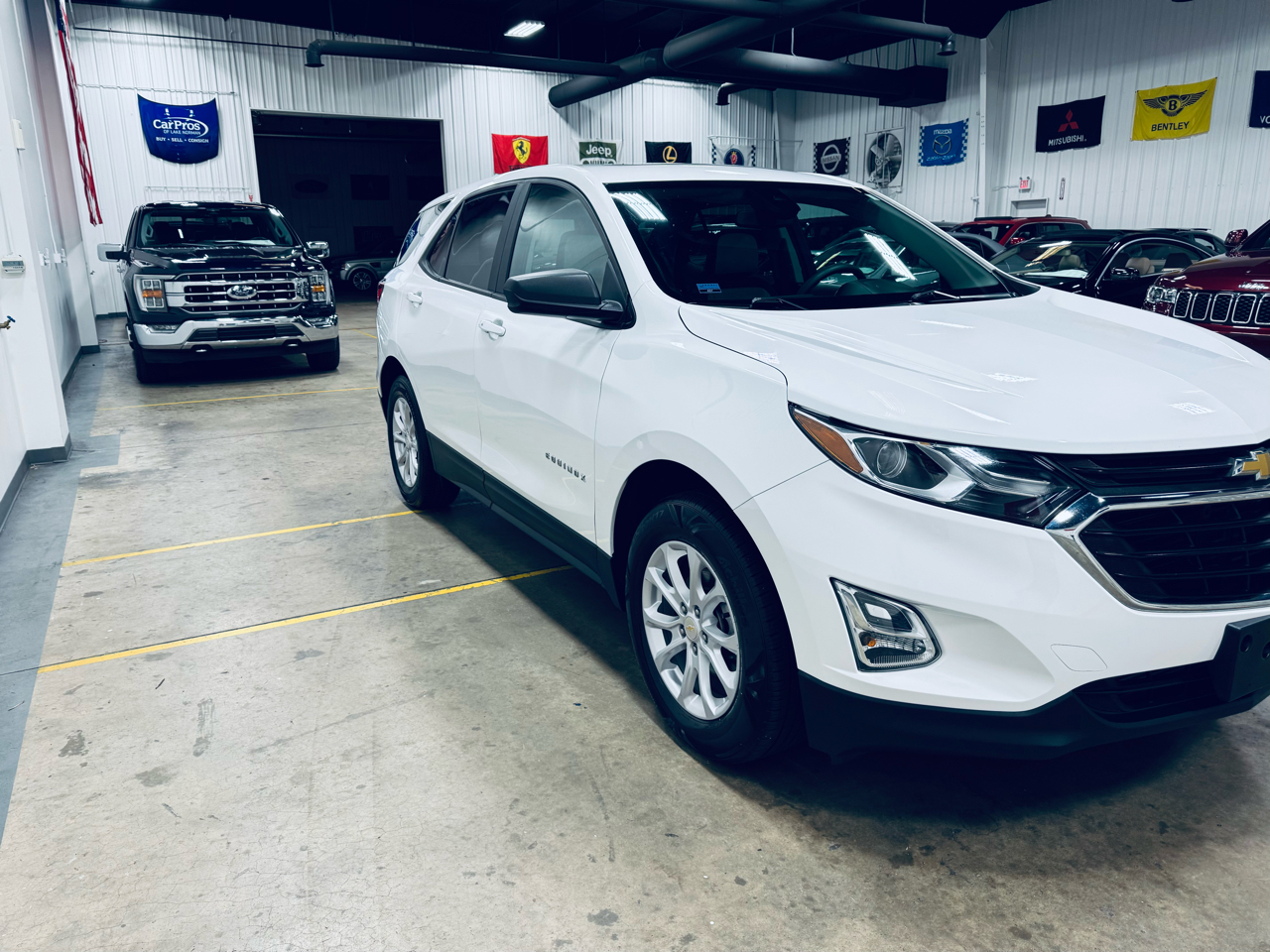 Chevrolet Equinox AWD 4dr LS w/1LS 2020 Chevrolet Equinox AWD 4dr LS w/1LS 2020