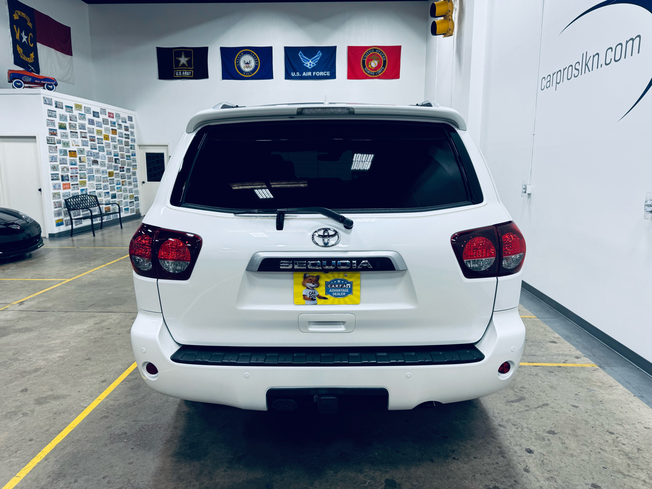 Toyota Sequoia Platinum 4WD (Natl) 2020 Toyota Sequoia Platinum 4WD (Natl) 2020