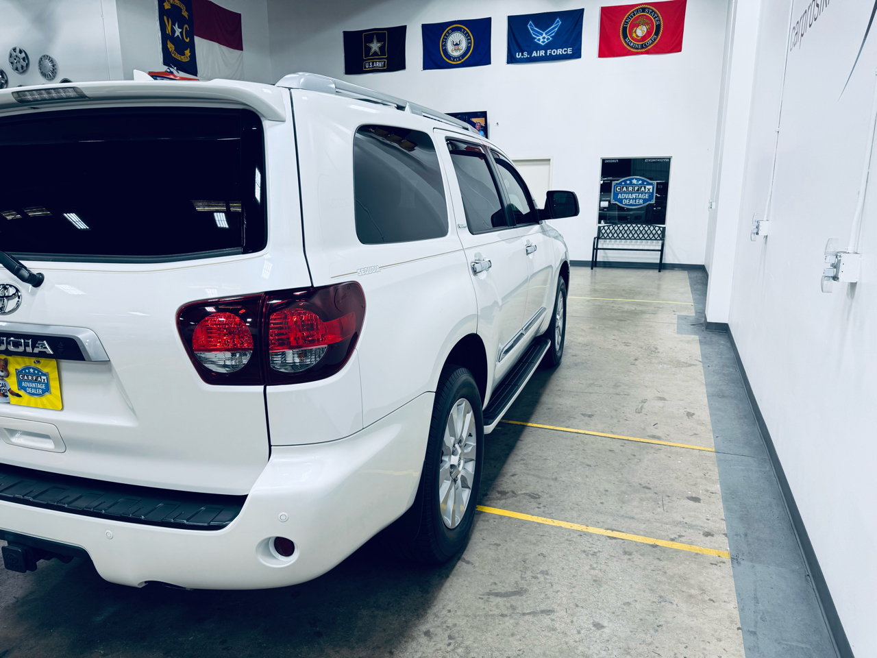 Toyota Sequoia Platinum 4WD (Natl) 2020 Toyota Sequoia Platinum 4WD (Natl) 2020