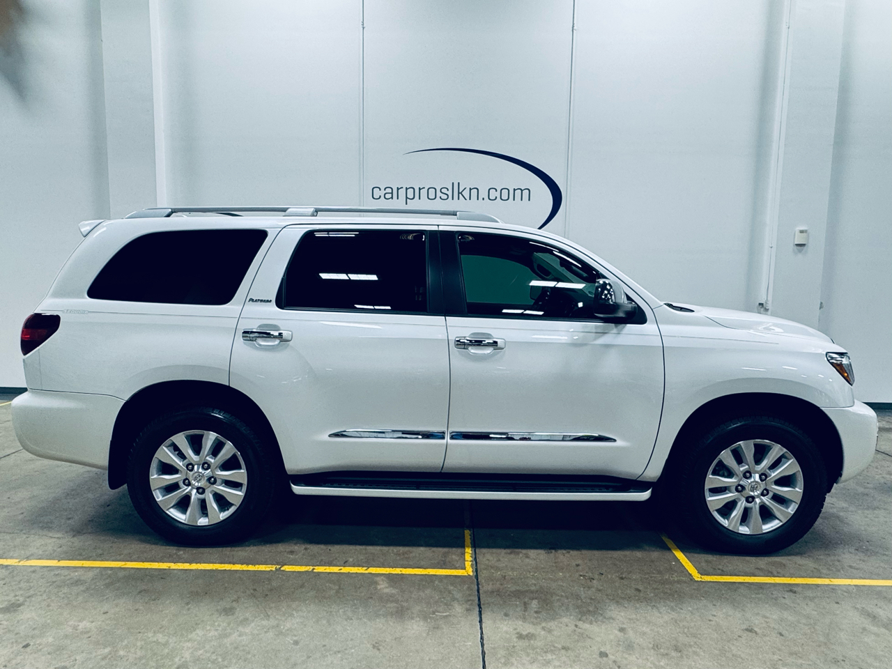 Toyota Sequoia Platinum 4WD (Natl) 2020 Toyota Sequoia Platinum 4WD (Natl) 2020