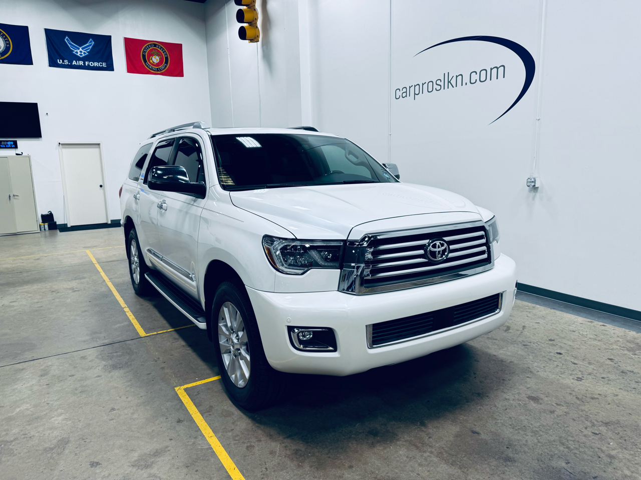 Toyota Sequoia Platinum 4WD (Natl) 2020 Toyota Sequoia Platinum 4WD (Natl) 2020