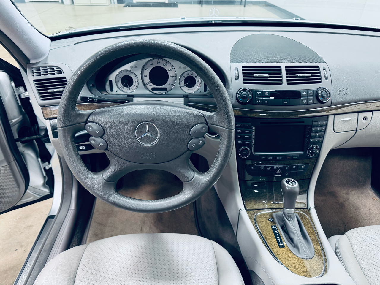 Mercedes-Benz E-Class 4dr Sdn Sport 3.5L RWD 2008