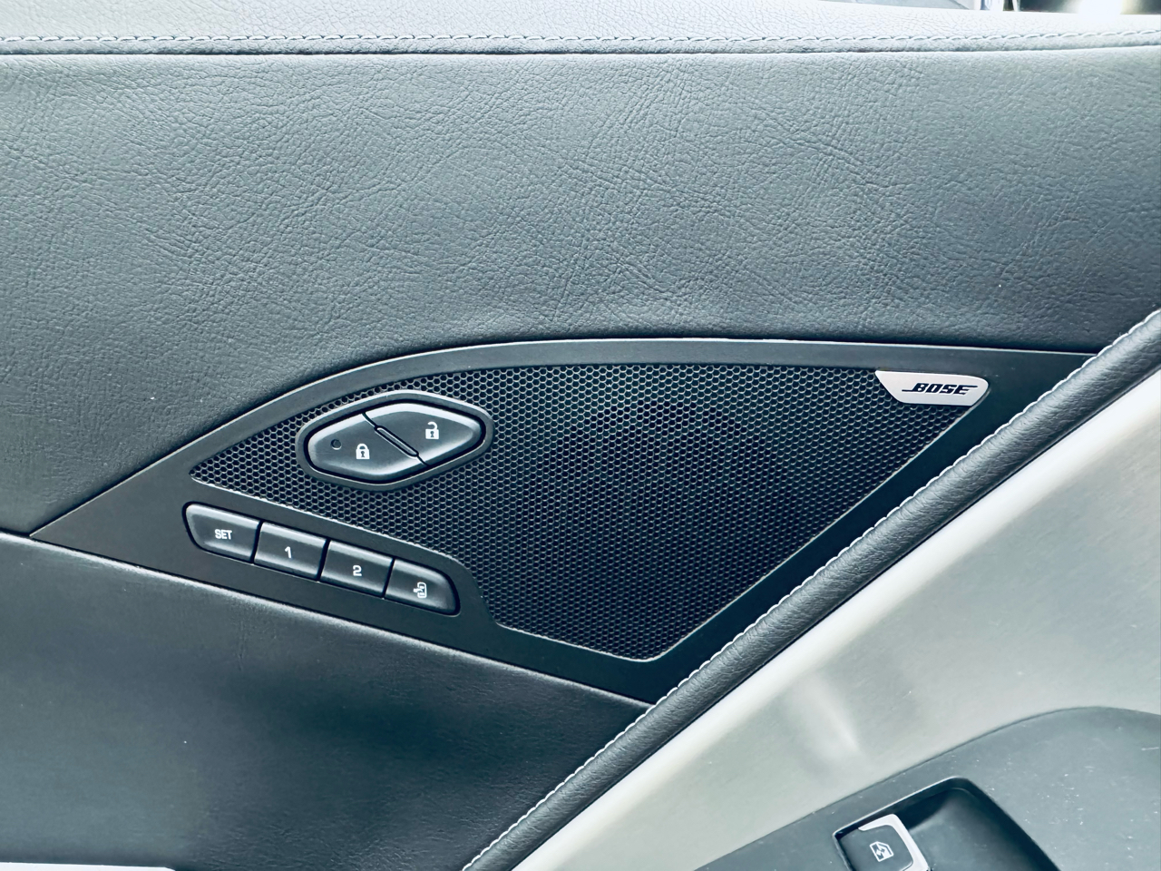 Chevrolet Corvette Stingray 2dr Z51 Cpe w/2LT 2014