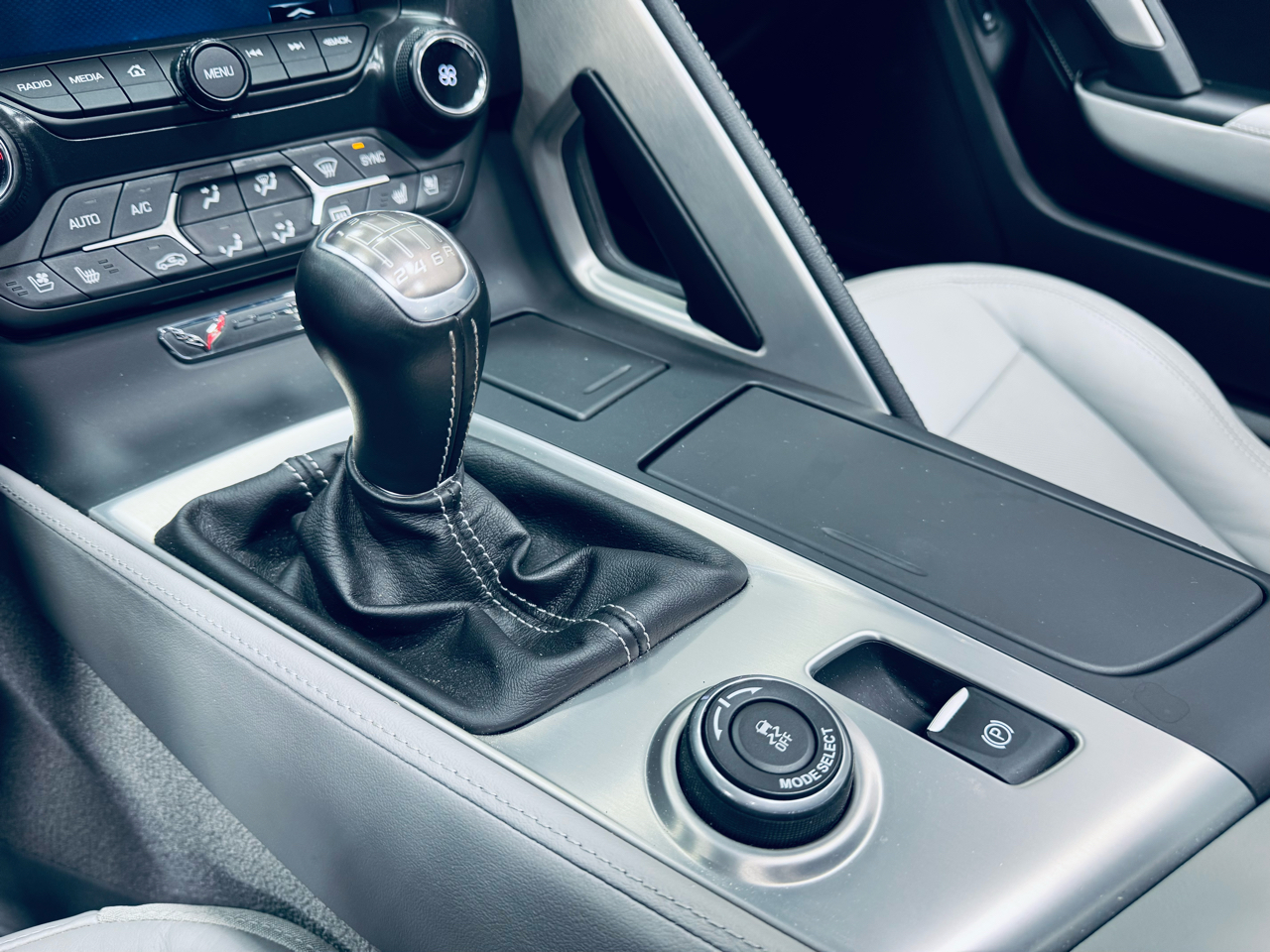 Chevrolet Corvette Stingray 2dr Z51 Cpe w/2LT 2014