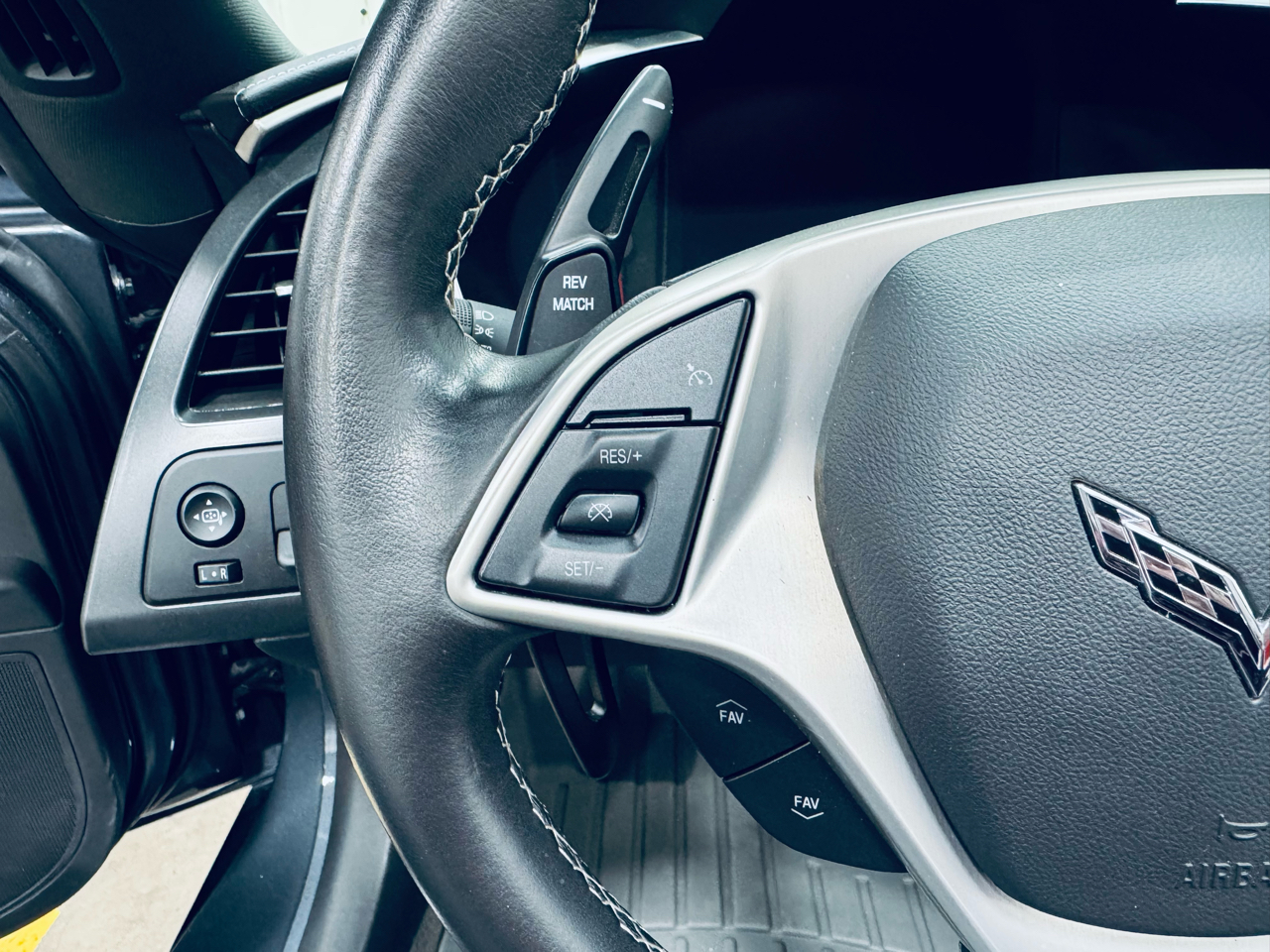 Chevrolet Corvette Stingray 2dr Z51 Cpe w/2LT 2014