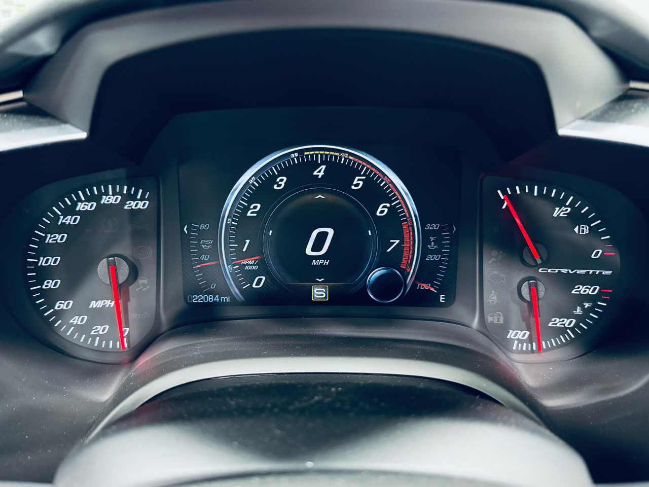 Chevrolet Corvette Stingray 2dr Z51 Cpe w/2LT 2014