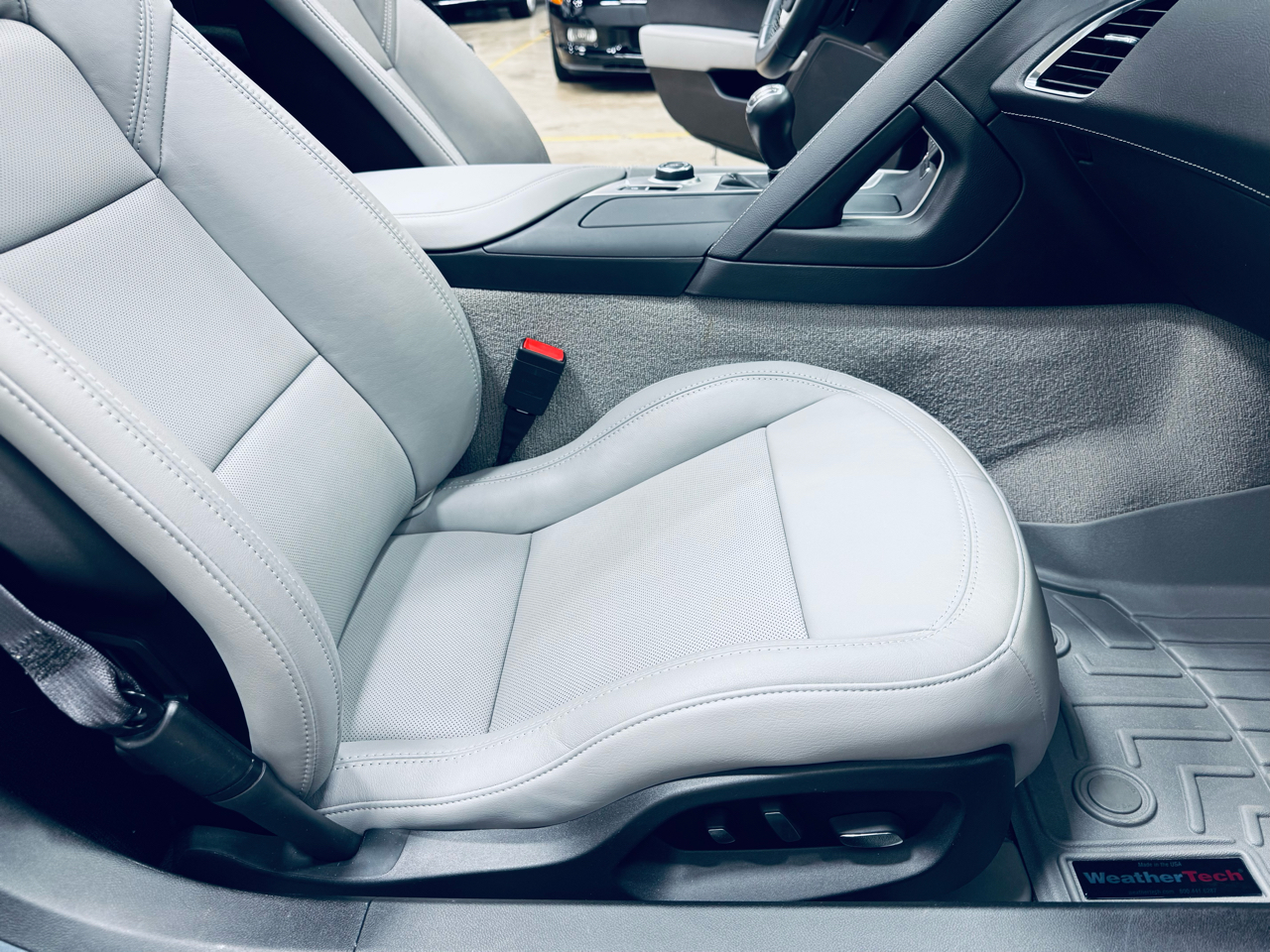 Chevrolet Corvette Stingray 2dr Z51 Cpe w/2LT 2014