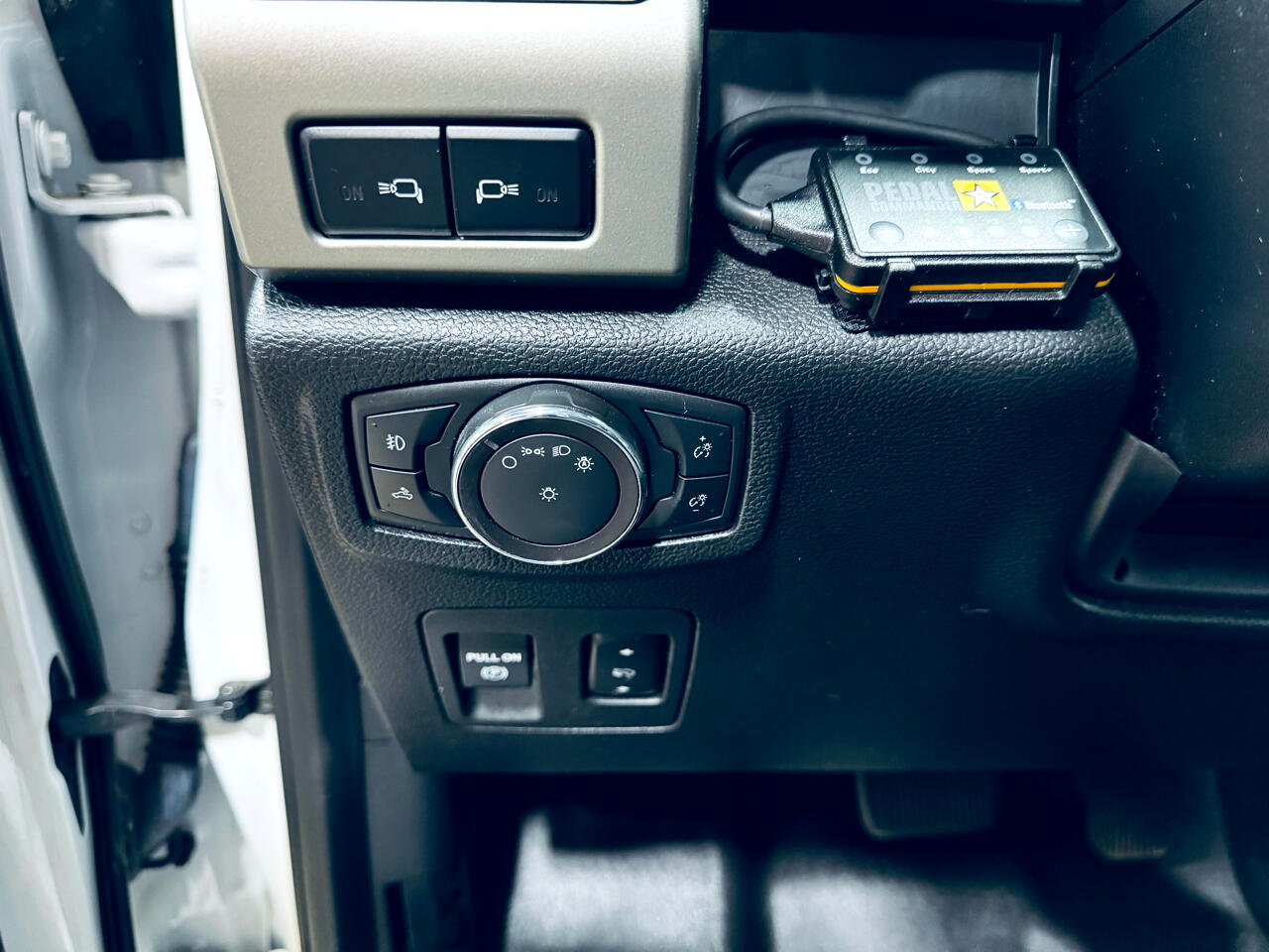 Ford F-150 Lariat 4WD SuperCrew 5.5' Box 2018